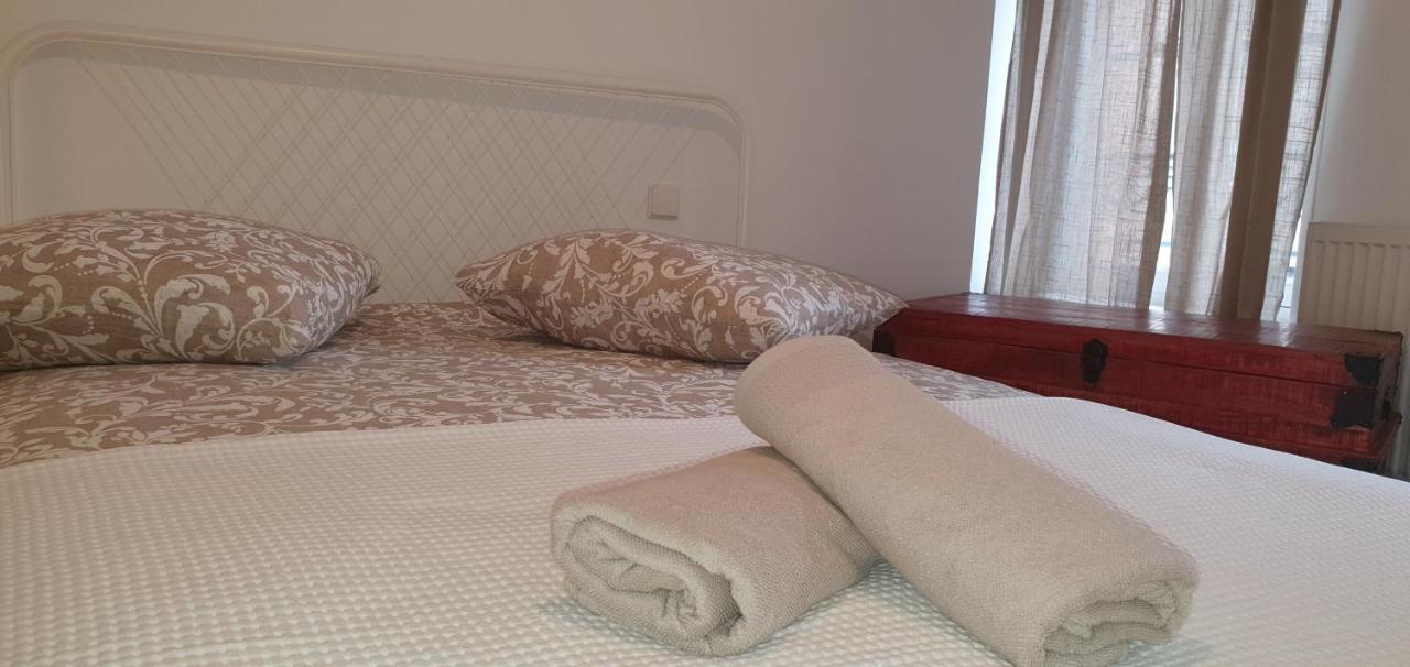 Santocha : Appartement En Plein Coeur De Ville ! قرقشونه المظهر الخارجي الصورة
